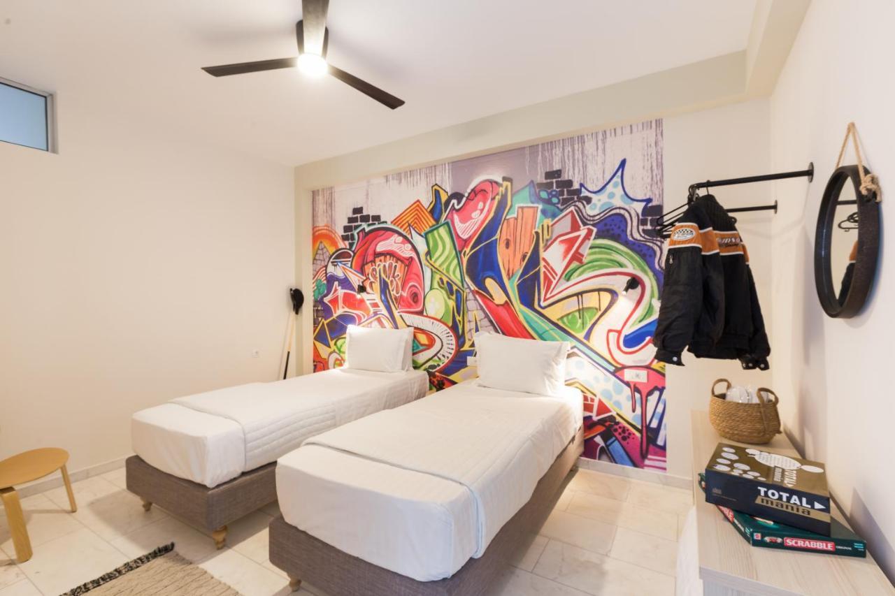Lux Villa Mia With Heated Pool, 2Km To Beach & Childrens Area! Mikro Metochi Eksteriør billede