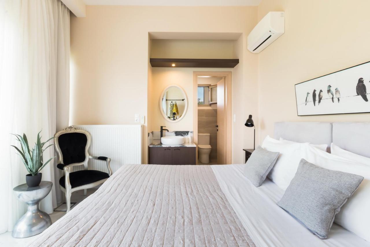 Lux Villa Mia With Heated Pool, 2Km To Beach & Childrens Area! Mikro Metochi Eksteriør billede