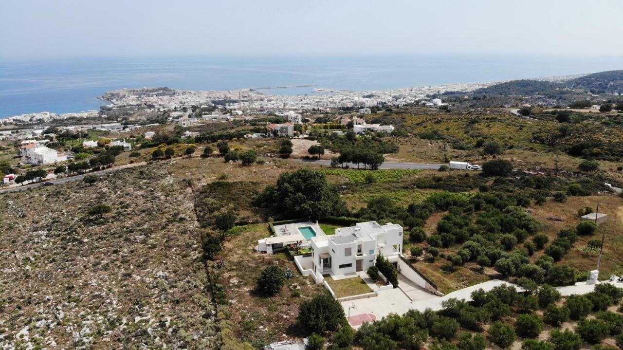 Lux Villa Mia With Heated Pool, 2Km To Beach & Childrens Area! Mikro Metochi Eksteriør billede