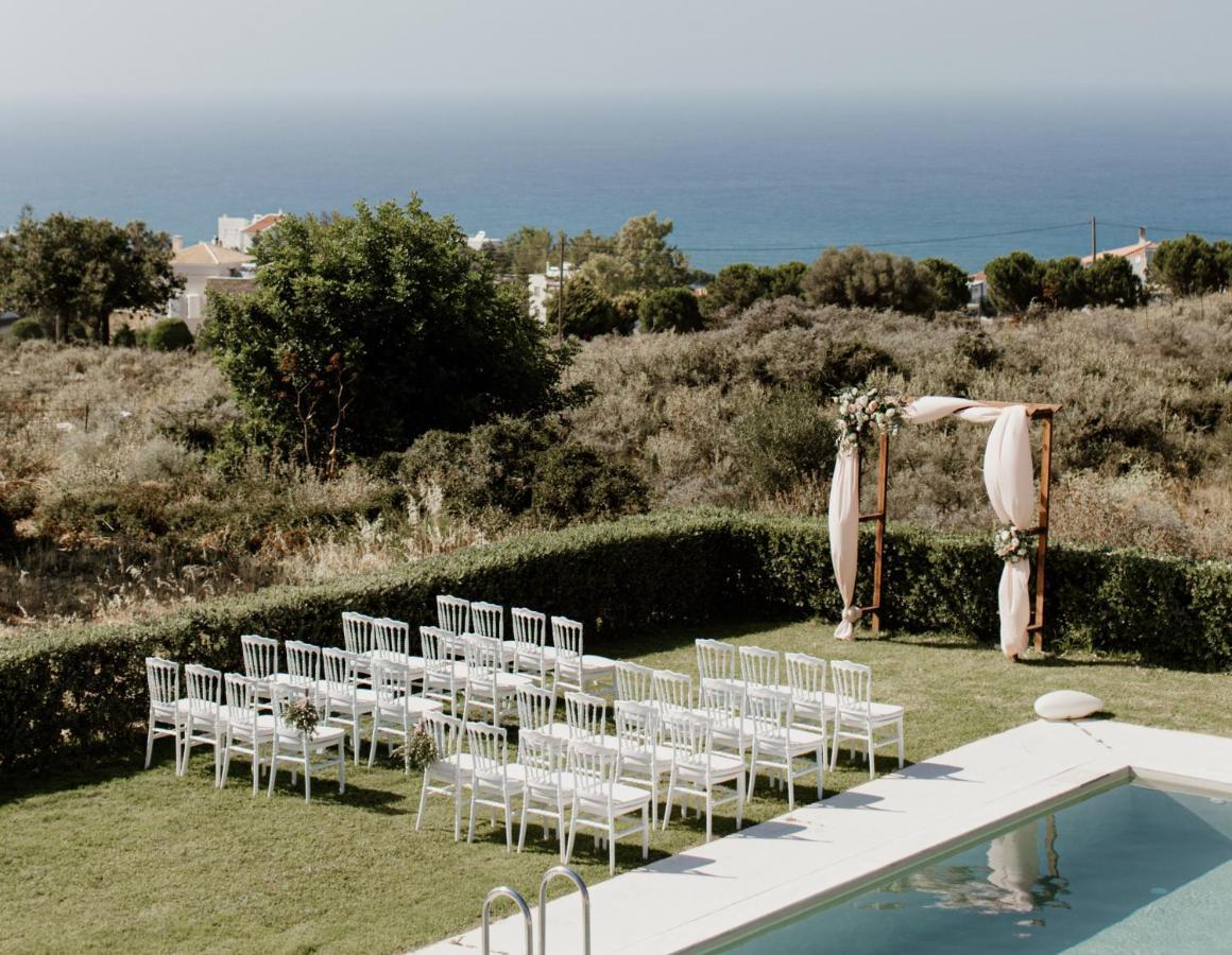 Lux Villa Mia With Heated Pool, 2Km To Beach & Childrens Area! Mikro Metochi Eksteriør billede
