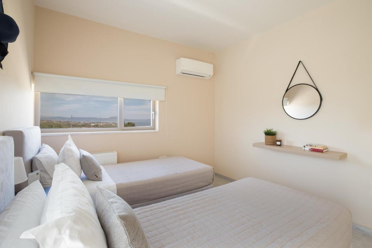 Lux Villa Mia With Heated Pool, 2Km To Beach & Childrens Area! Mikro Metochi Eksteriør billede
